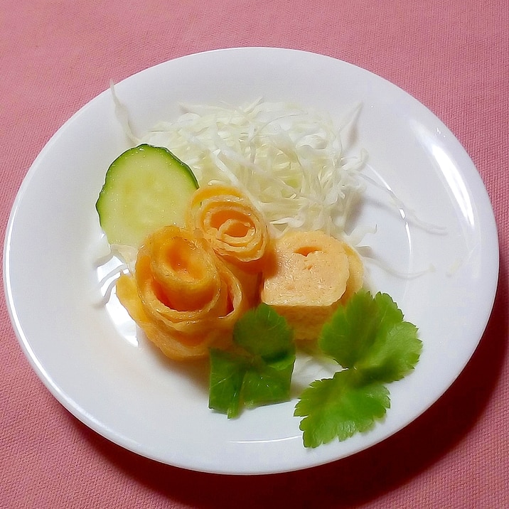 薄焼き卵で薔薇（お花）